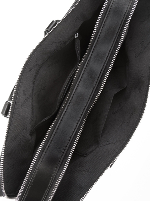 Натуральная кожаная сумка черного цвета